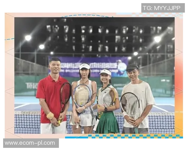 重庆网球队的团队协作揭秘：网球巨献背后的默契与拼搏精神